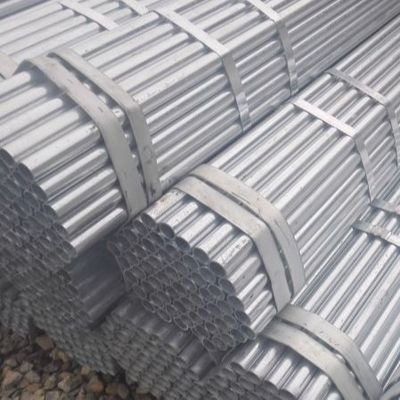 Zinc Coating 0.6mm Thick Hot Galvanized Steel Tube Seamless / Welded SGCC Customized