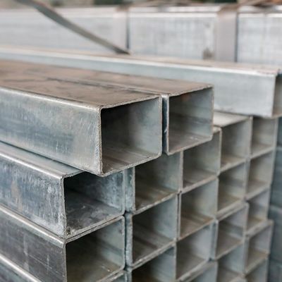 ASTM A106 1.5 Inch Hot Dipped Rectangular Steel Tube Galvanized Welded Square Pipe